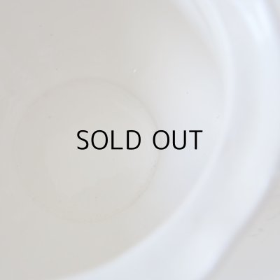 シュガーポットの内側の色シミ。