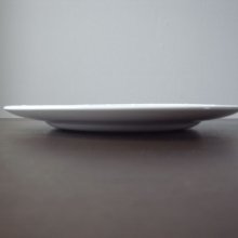 他の写真2: イギリスアンティーク  白いレリーフ皿
