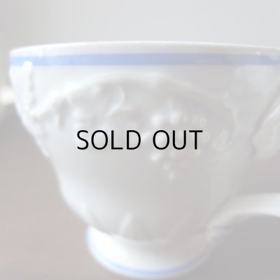 画像9: クレイユモントローのレリーフカップ  アンティーク