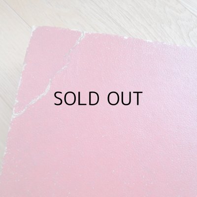 裏表紙の傷みです。