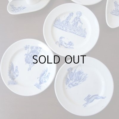 平皿も3枚そろってます。