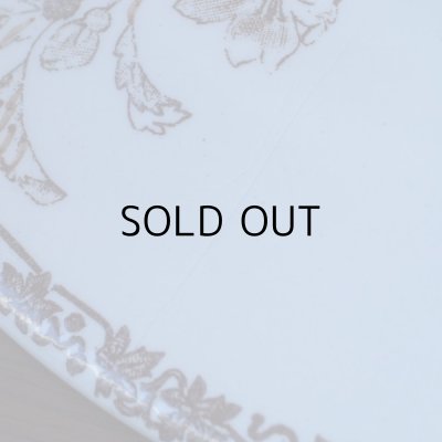 約3.5センチの貫通したライン