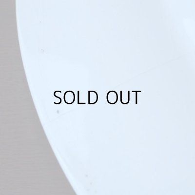 約3.5センチの貫通したライン