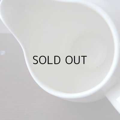 少し色シミが見られます