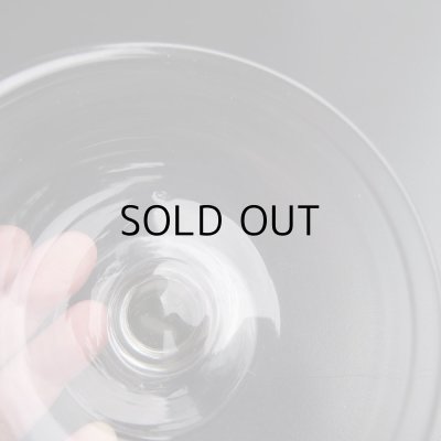 画像6: 手吹きガラスの脚付コンフィチュールグラス 「C」　フランスアンティーク 