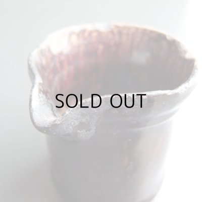 使い込まれた表情をしています