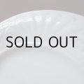 クレイユモントロー レリーフのお皿『A 』 フランスアンティーク