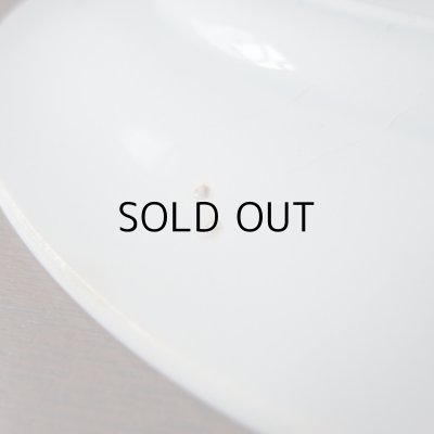 画像15: クレイユモントロー レリーフのお皿『B 』 フランスアンティーク