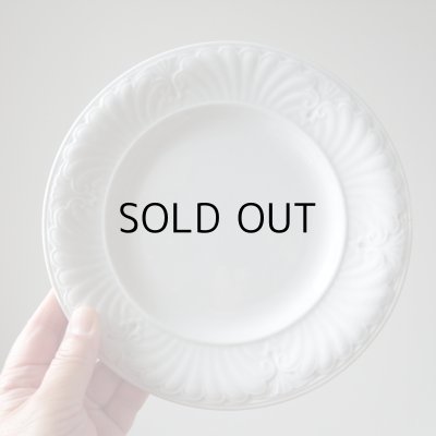 画像19: クレイユモントロー レリーフのお皿『B 』 フランスアンティーク