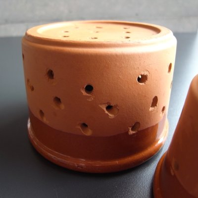 画像8: 南仏陶器  穴あきポット2個セット