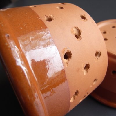 画像12: 南仏陶器  穴あきポット2個セット