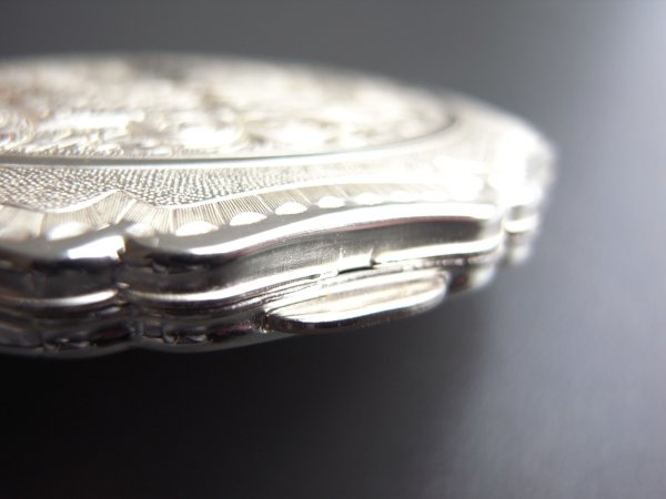 画像5: ストラットン（Stratton）のコンパクトミラー・シルバー　イギリスアンティーク (5)