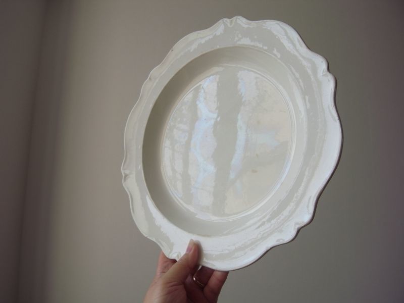 モントローの19世紀の白い大皿 フランスアンティーク - テーブルB
