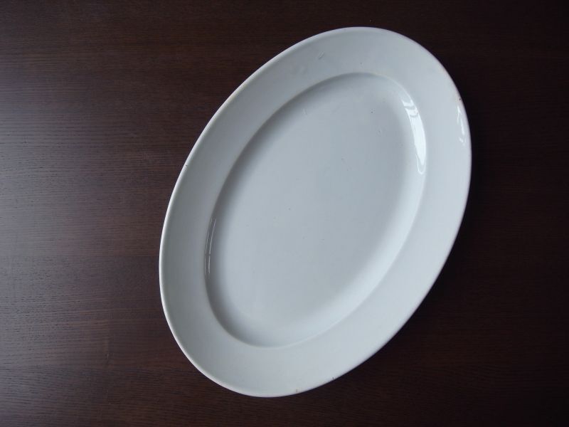 クレイユモントローのオーバル皿 フランスアンティーク - テーブルB